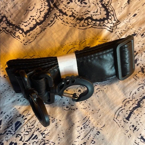 Strong by Zumba Fitness Black Quilted Duffel Bag - NWT - Picture 8 of 9